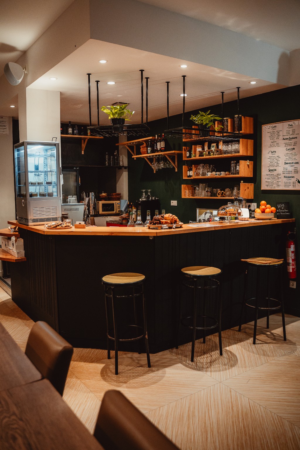 Le comptoir du café La Micuiterie à Pau